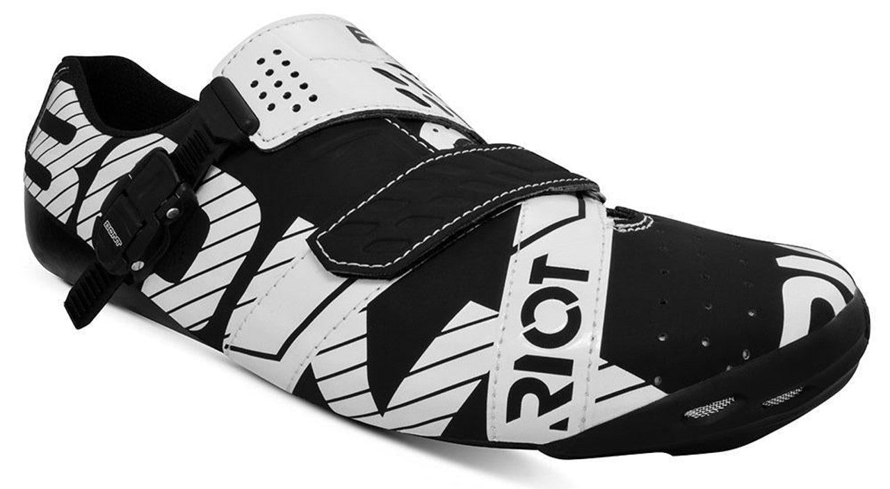 Riot Buckle Black/White